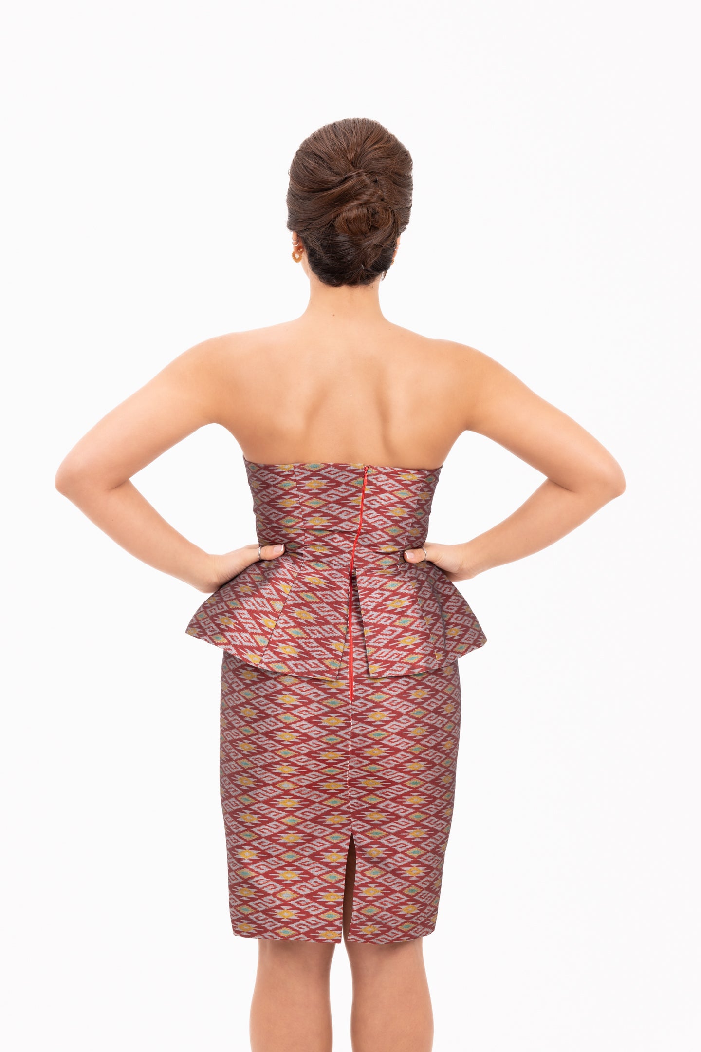 Aphrodite - Hira Red