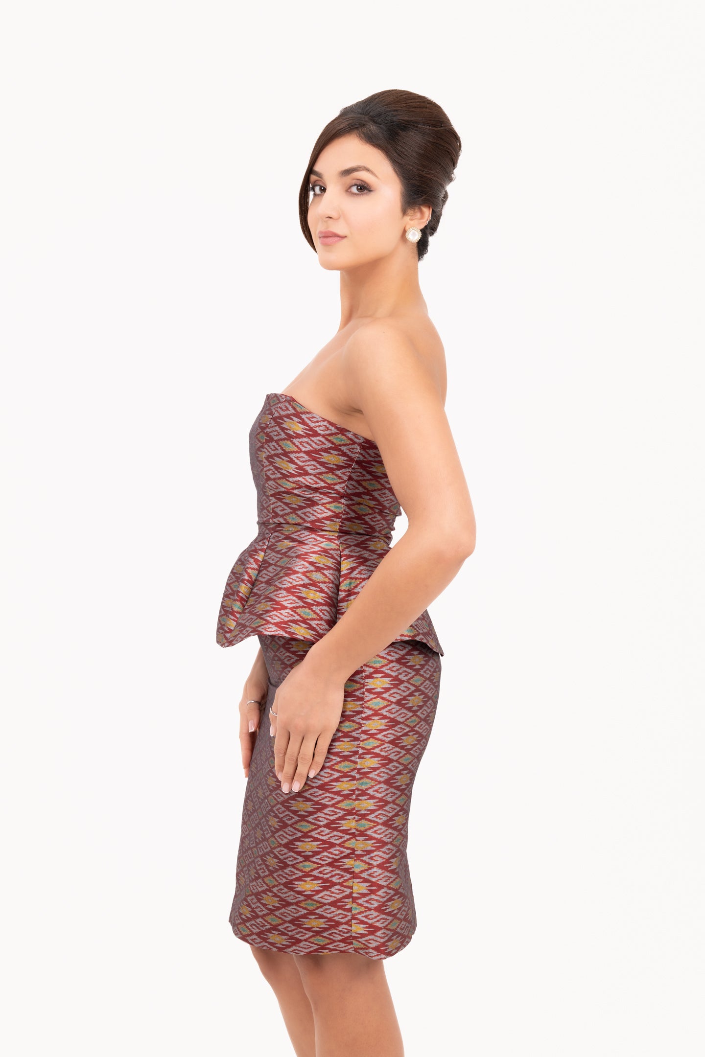 Aphrodite - Hira Red